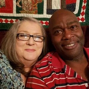 Meet your Posher, Ellis